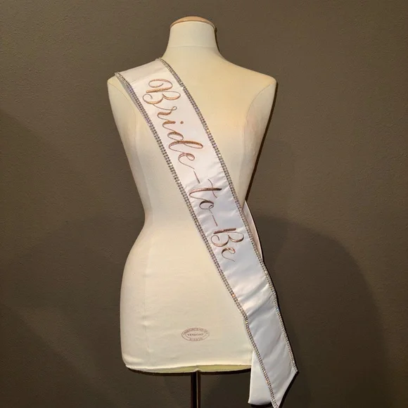 The Radiant 'Bride-To-Be' Sash By The Sash Company - Picture 3 of 12